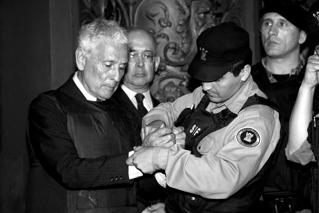 Sentencia del juicio a Miguel Etchecolatz. Año 2006. | CPM