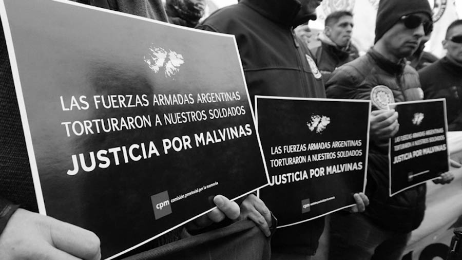 Viaje a Tierra del Fuego contra el nulo avance judicial por las torturas a soldados conscriptos en Malvinas